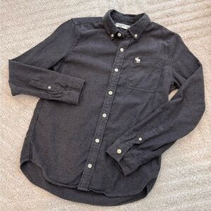 Abercrombie kids Boys Dark Gray Flannel Size 13/14 Button Down
